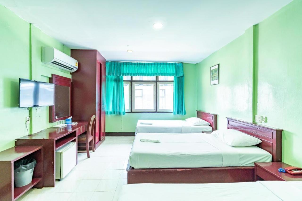 Woodlands Inn Bangkok Dış mekan fotoğraf
